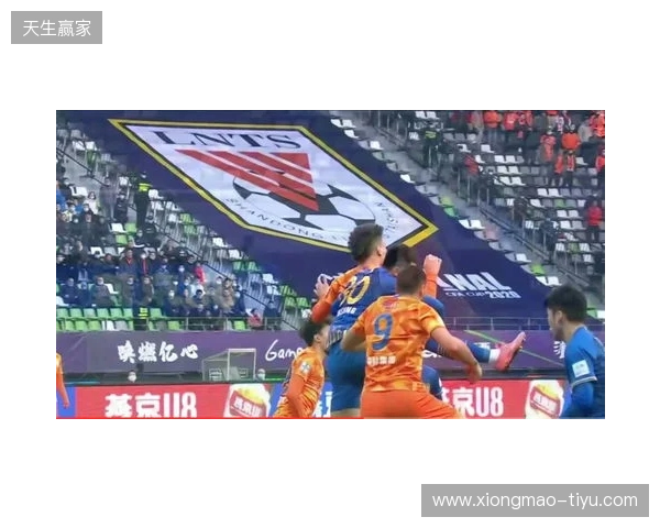 博主:国安下午集结韩佳奇现身,个别球员已从基地搬走私人物品