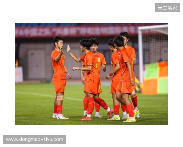 半场-U16中国男足1-1塔吉克斯坦男足U16 袁博涵造点并操刀命中 半场-U16中国男足1-1塔吉克斯坦男足U16 袁博涵造点并操刀命中